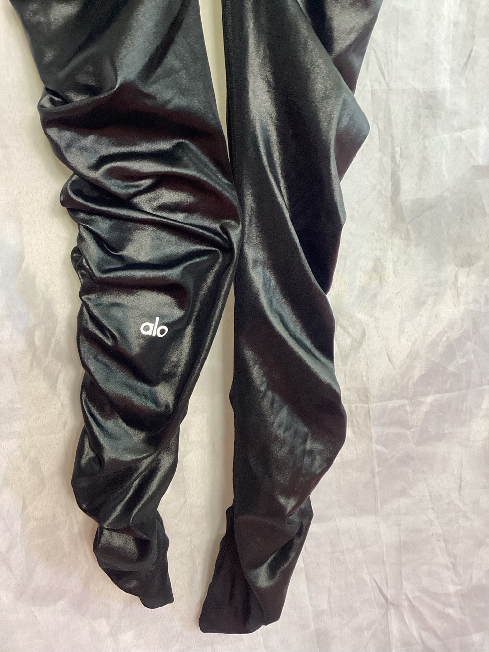 Alo Black Ruched Satin Leggings - - Picture 5 of 12